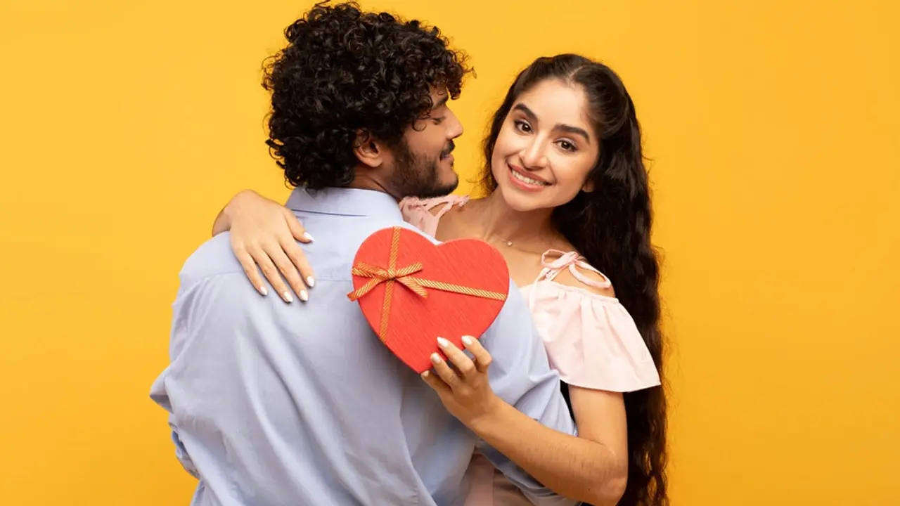 আলিঙ্গন করলে যেসব উপকার হয়