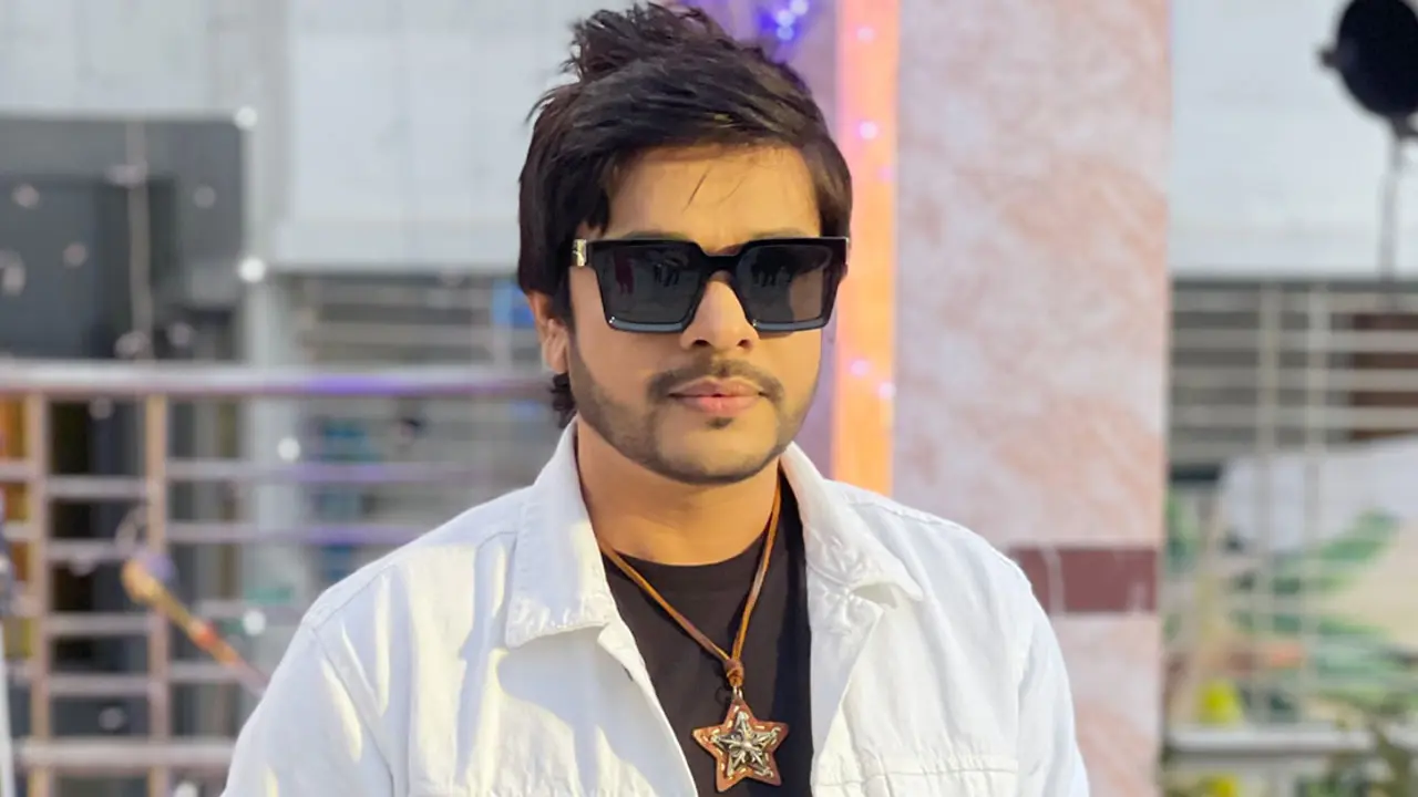 নতুন গান নিয়ে আসছেন জনি খন্দকার