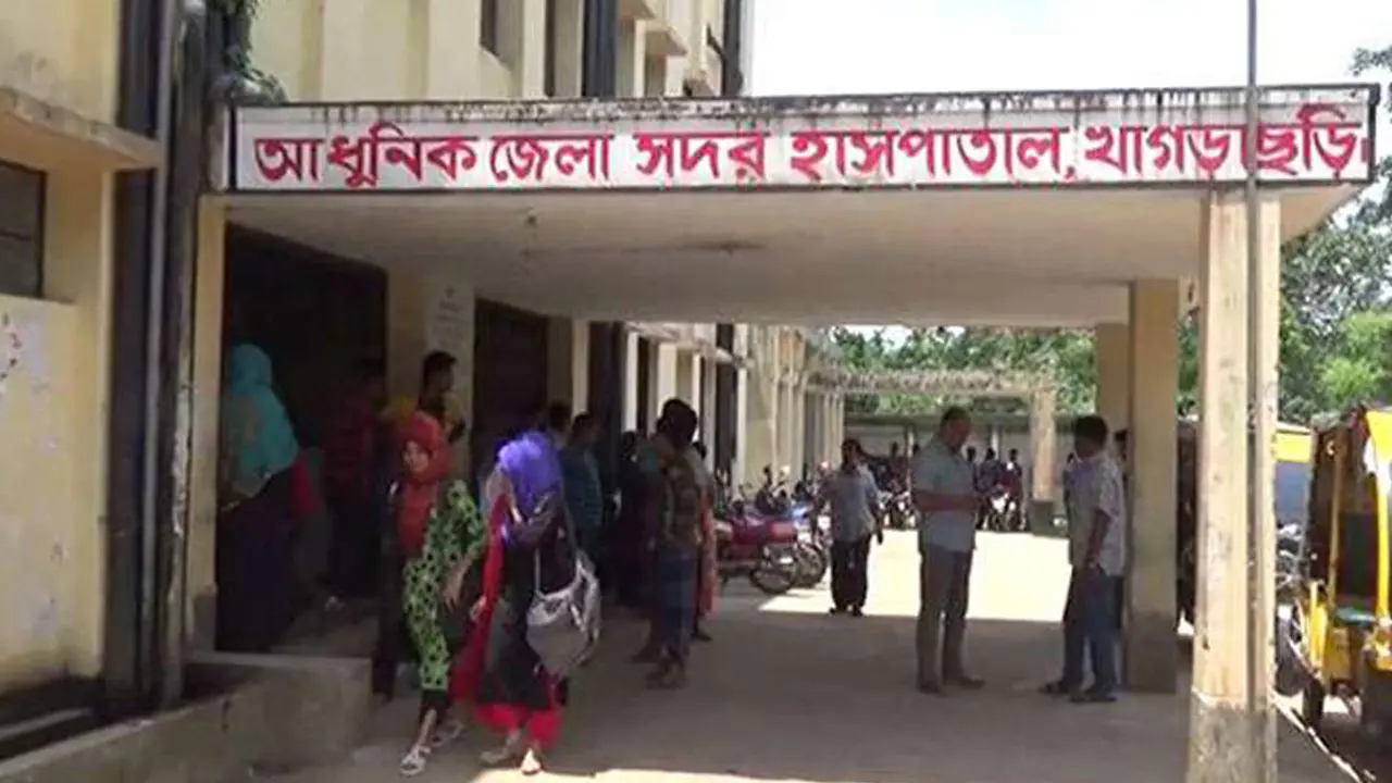 মাকে মাটিতে আছড়ে মারলেন ছেলে