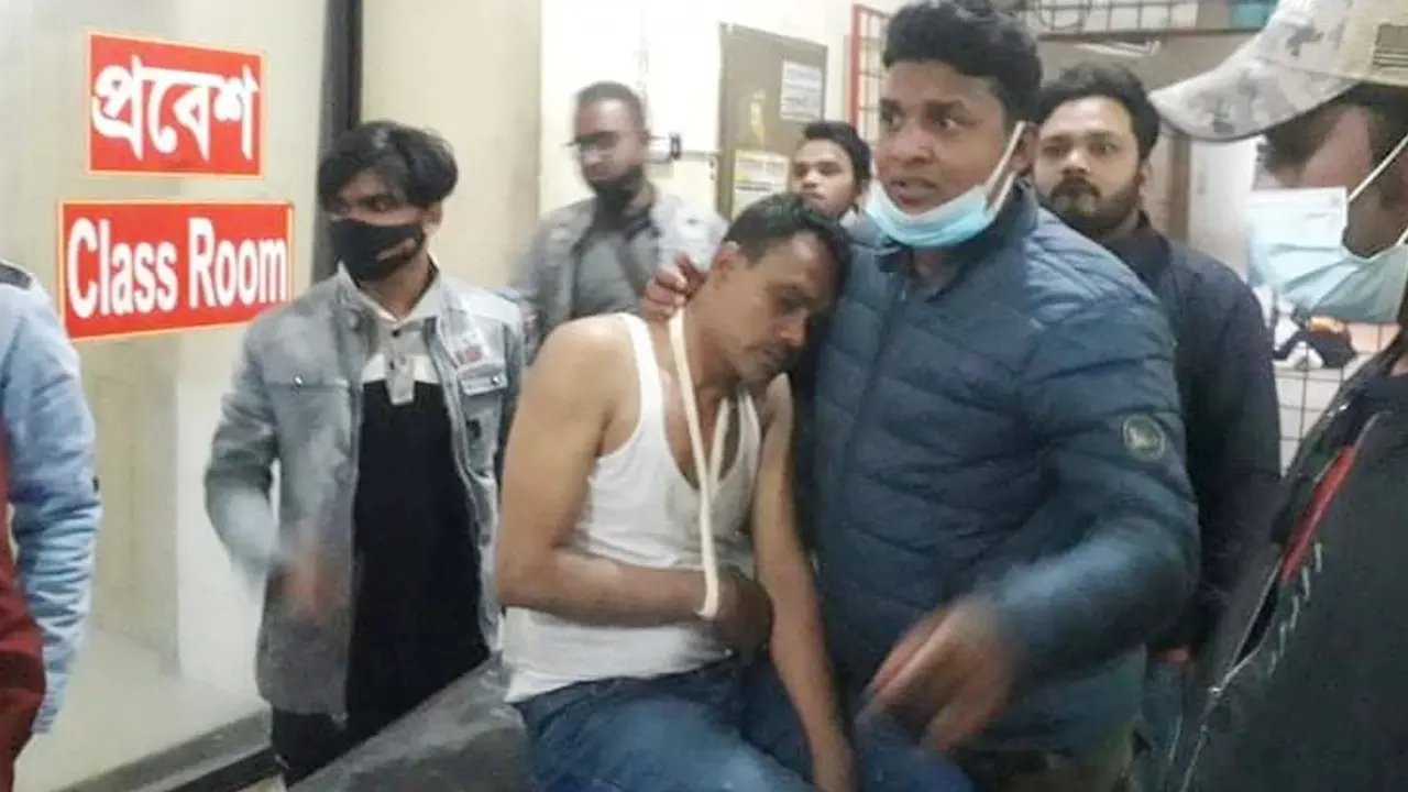 কুষ্টিয়ায় সংবাদ সংগ্রহের সময় ৩ সাংবাদিকের ওপর হামলা