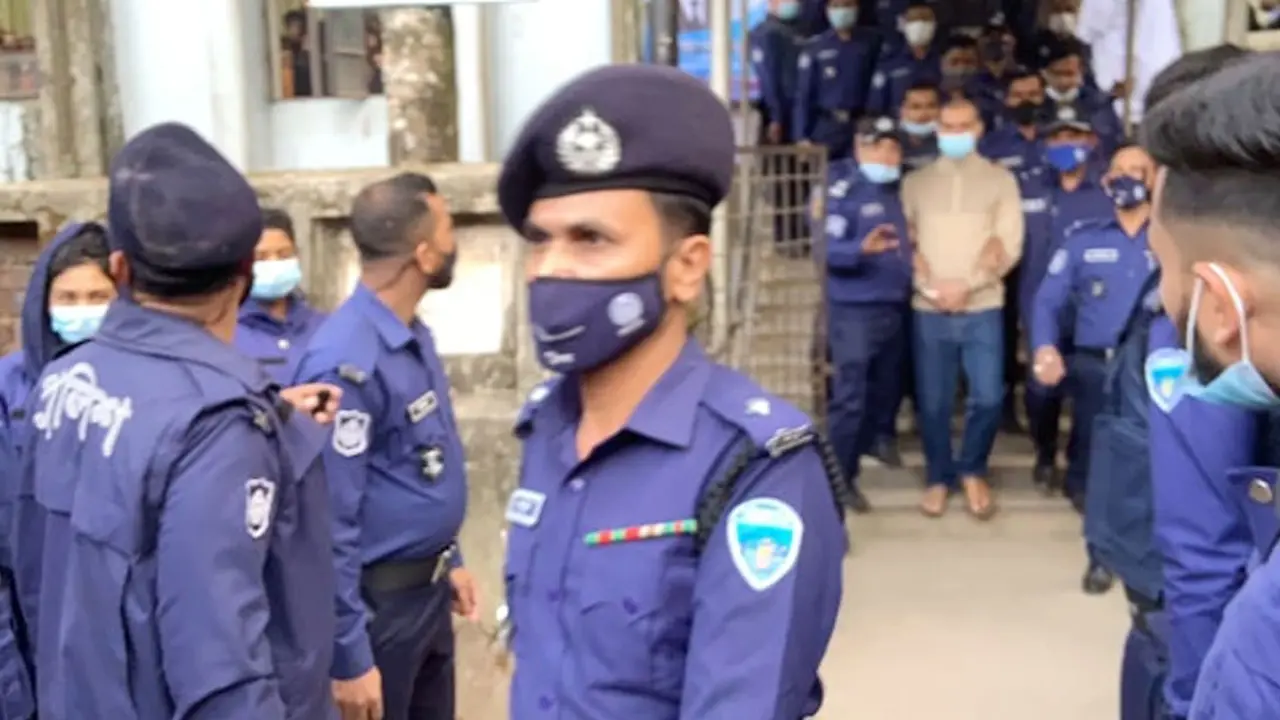 দণ্ডপ্রাপ্তরা বললেন, ‘আমাদের সঙ্গে অন্যায় হয়েছে’