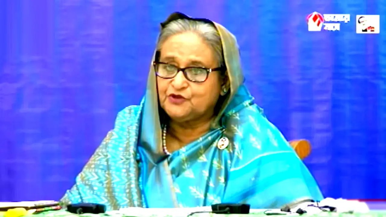 এ মাসের শেষে শিক্ষাপ্রতিষ্ঠান খুলে দিতে পারব বলে আশা করছি