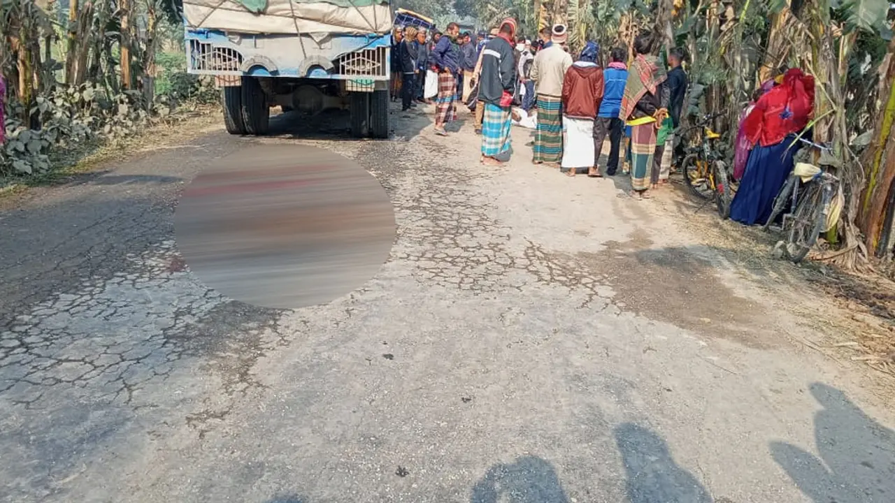 পটুয়াখালী-সিরাজগঞ্জে সড়কে নিভল ৪ প্রাণ