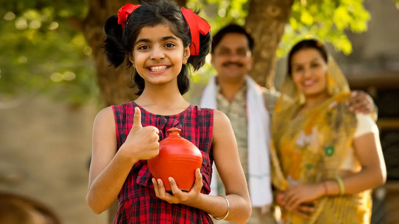 প্রতি মাসে টাকা বাঁচানোর ৮ উপায়