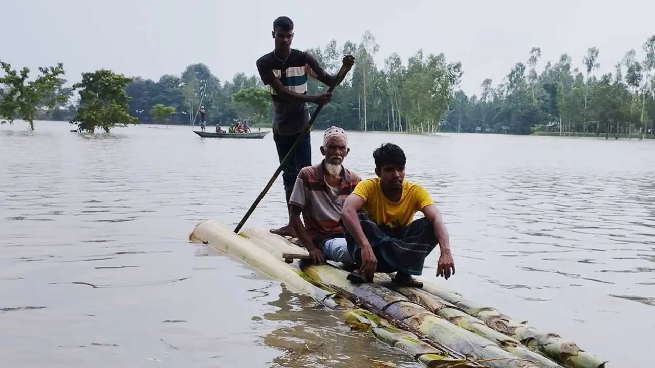 বন্যায় বিভিন্ন রোগে আক্রান্ত ১৯ হাজার ৫১৫ জন