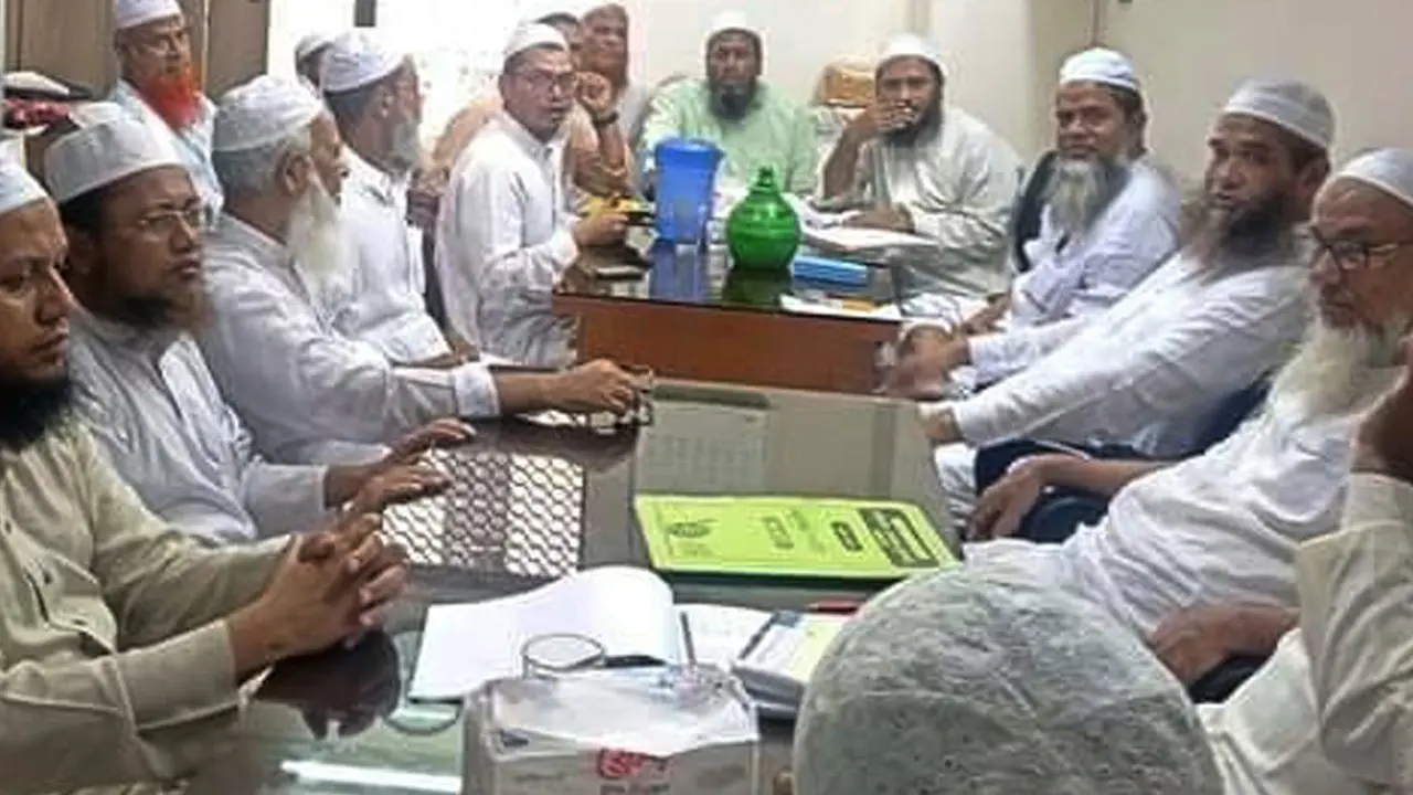 ‘সরকারের লাগামহীন দুর্নীতির কারণে বিদ্যুতে বিপর্যয়’