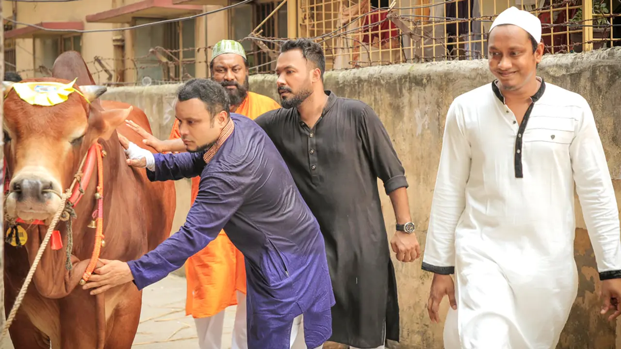 এবার ৪ দিনেই কোটি! ব্যাচেলর পয়েন্ট টিমের নতুন রেকর্ড