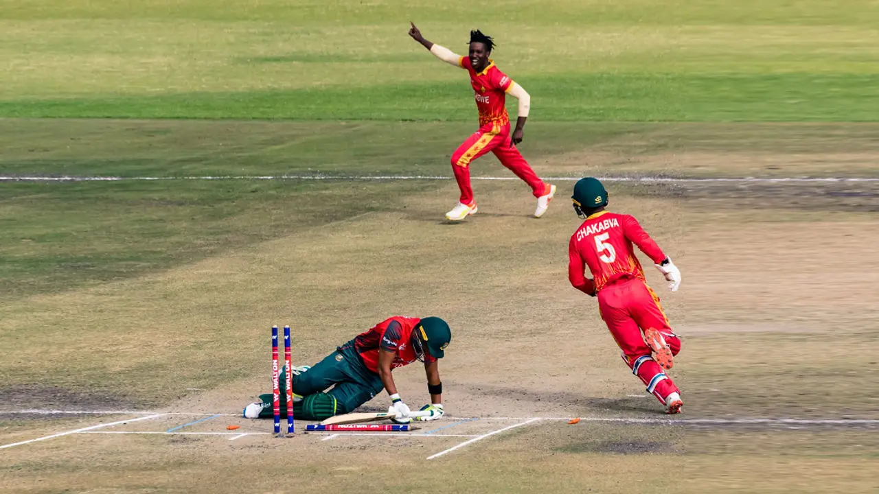 জিম্বাবুয়ের কাছে সিরিজ হারের লজ্জা বাংলাদেশের