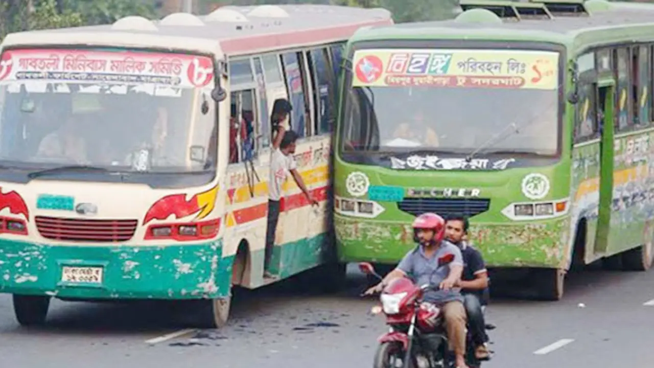 রাজধানীতে বাসের প্রতিযোগিতা বন্ধের নির্দেশ