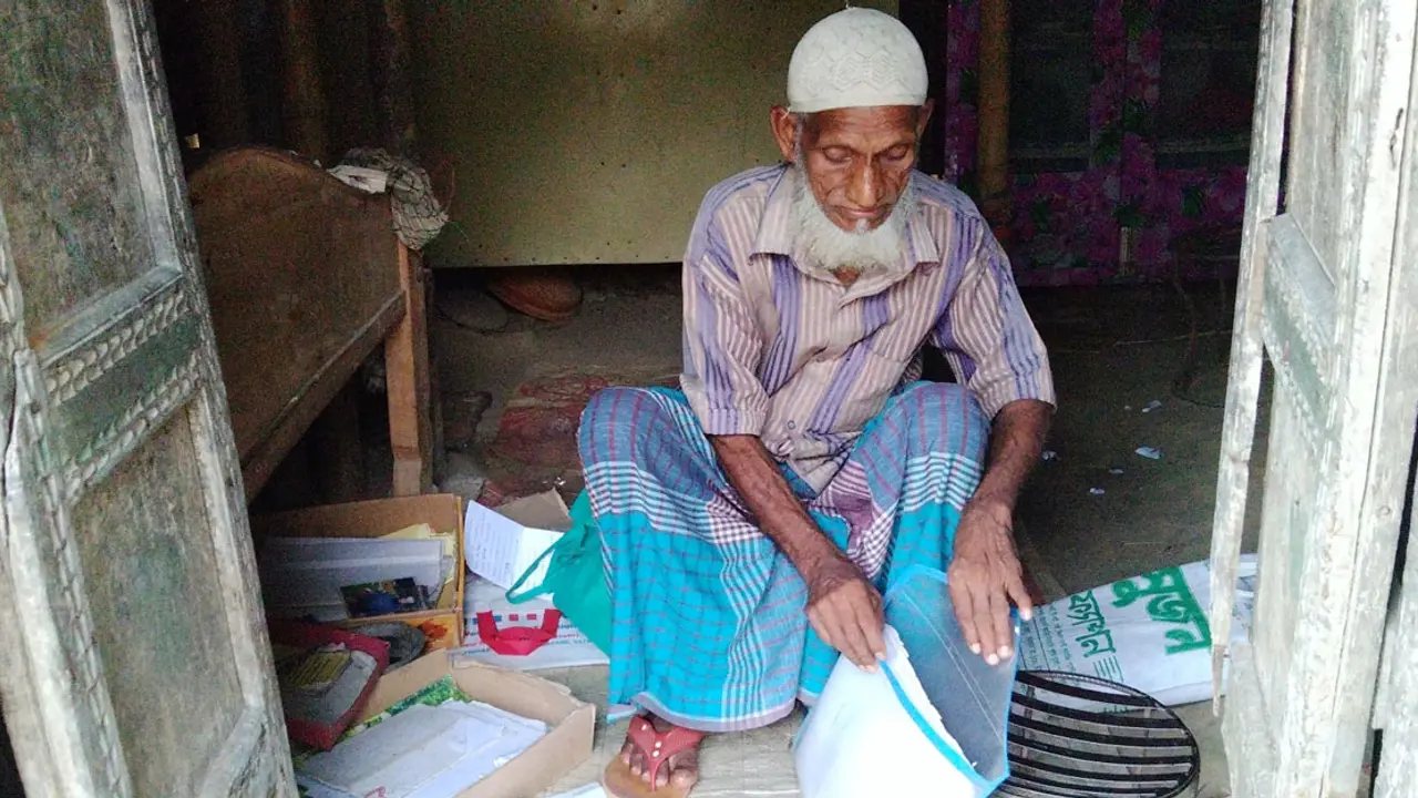 মুক্তিযুদ্ধের গোয়েন্দা তাজেমুলের জীবন চলে সজনে পাতা বিক্রি করে