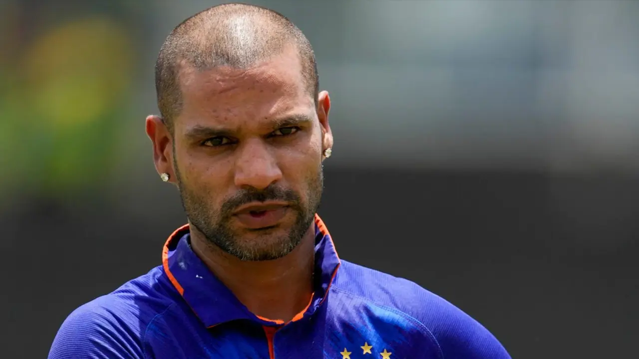 ‘সে কীভাবে অধিনায়ক হয়’, ধাওয়ানের নেতৃত্বের প্রশ্নে মারমুখী জাদেজা
