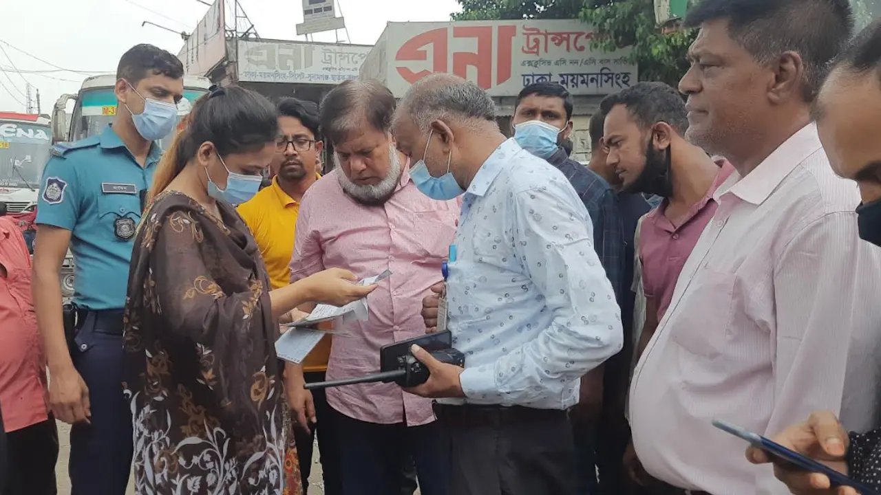 মহাখালী টার্মিনালে ডিএনসিসির অভিযান