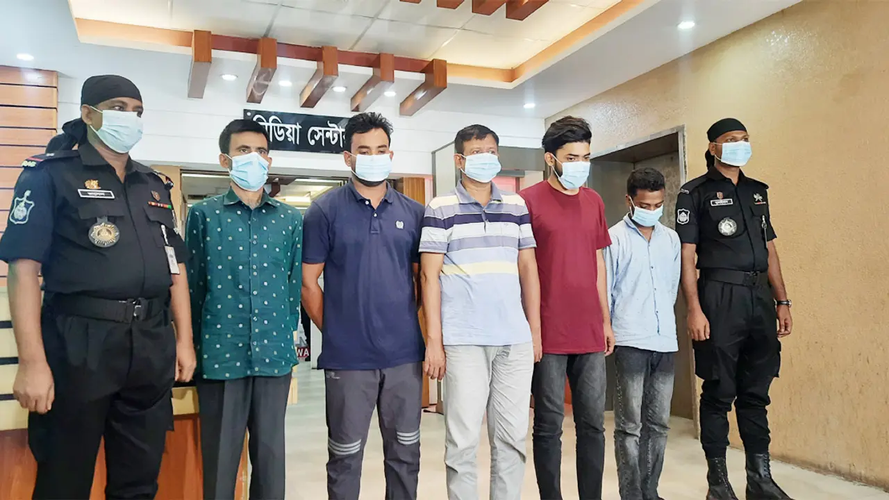 ভারতে নিয়ে কিডনি প্রতিস্থাপন, টাকা চাইলে মিলত ‘হুমকি’