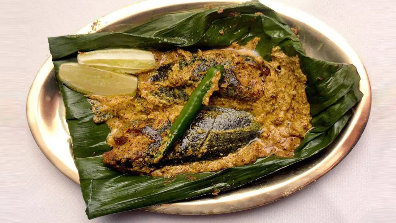 কই মাছের পাতুরি তৈরির রেসিপি