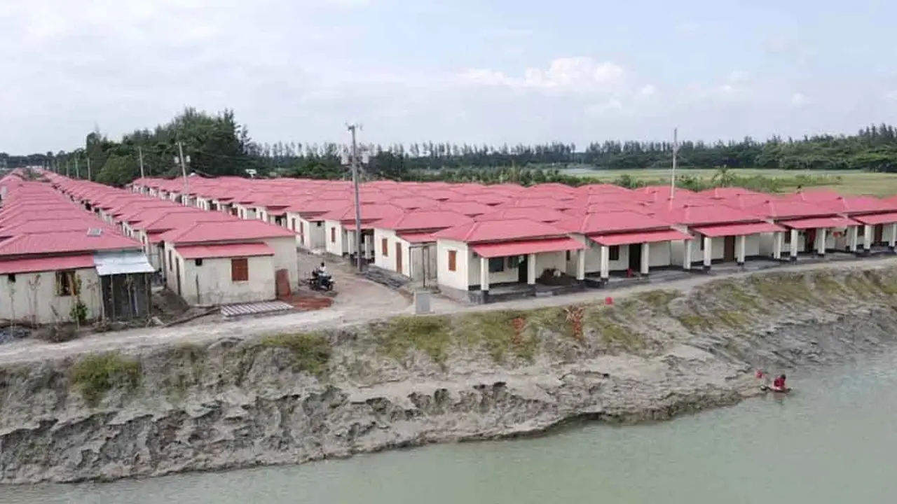 গৃহহীনদের কাছে ২৬ হাজার ২২৯টি ঘর হস্তান্তর করবেন প্রধানমন্ত্রী