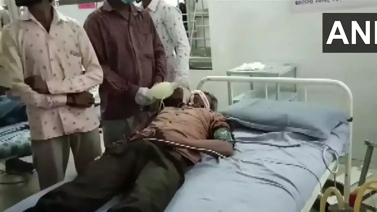 গুজরাটে ভেজাল মদ্যপানে ২১ জনের মৃত্যু