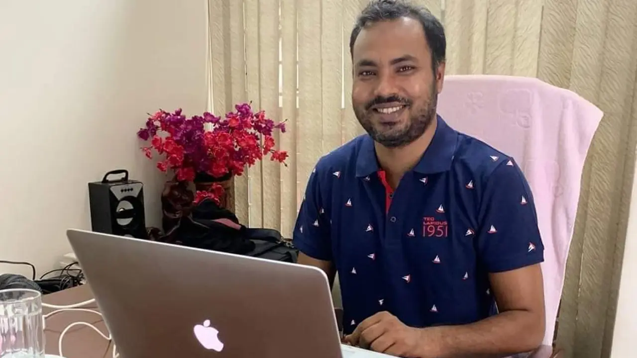 বাবার ইচ্ছে পূরণে এতিমদের জন্য মাদরাসা বানালেন তরুণ উদ্যোক্তা