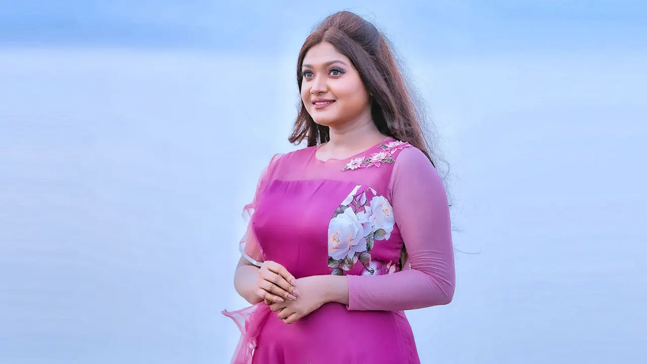 ‘অপেক্ষার নাম’ নিয়ে এলেন মিলানা মোমিন