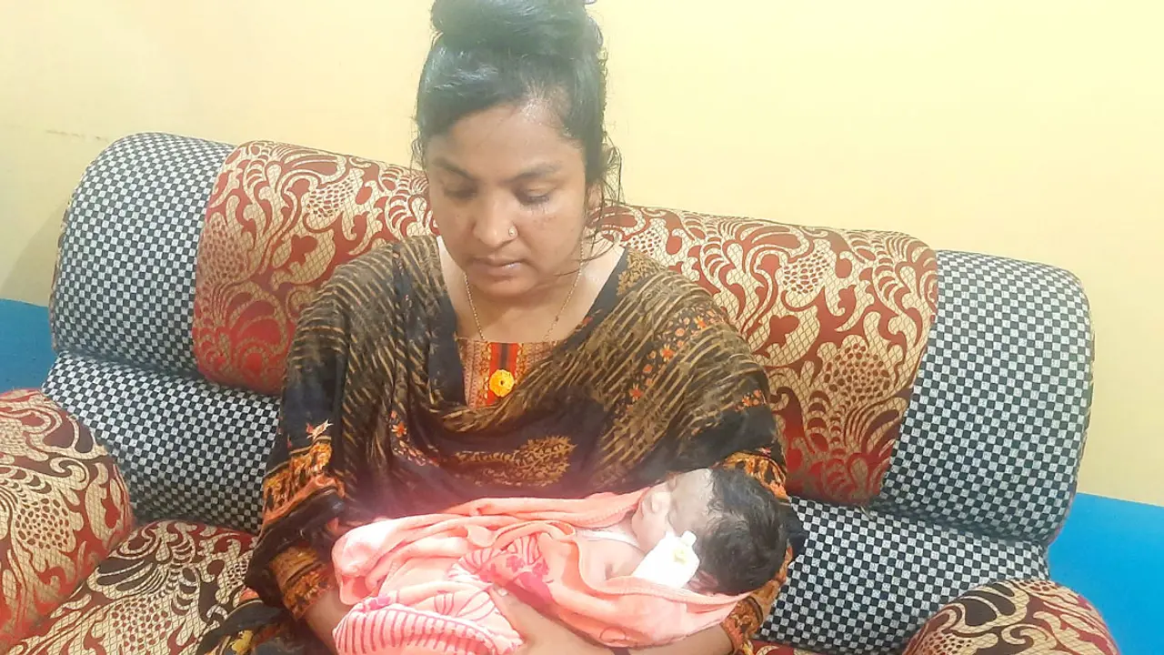মা-বাবা-বোন হারানো সেই নবজাতক সুস্থ আছে