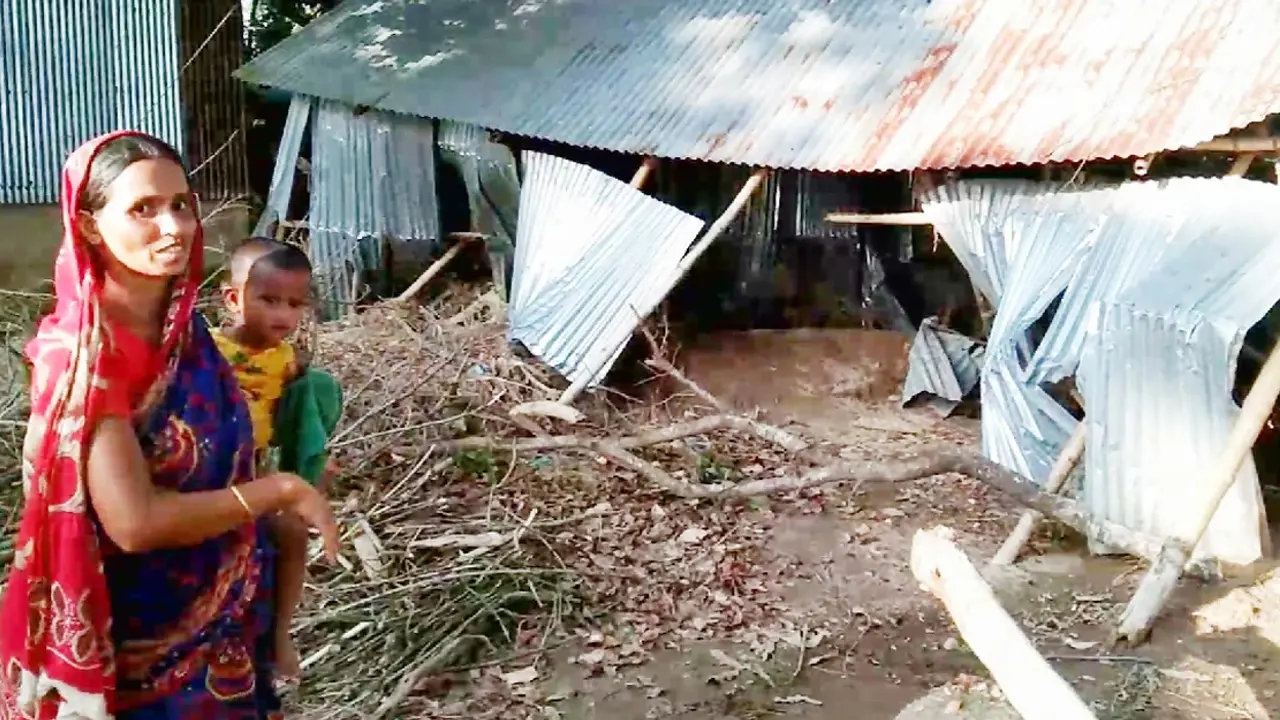 নতুন ঘর বানানোর সামর্থ্য নেই হাওরবাসীর