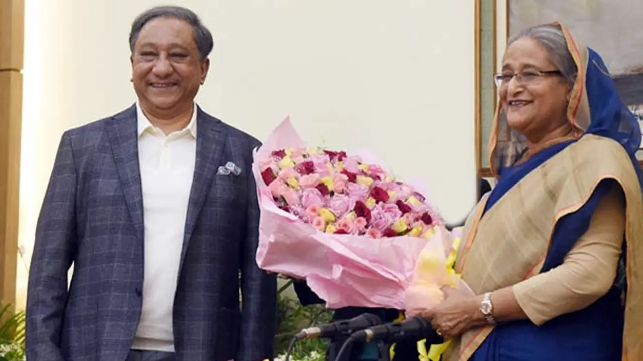 মধ্যরাতে পাপনকে ফোন দিয়েছিলেন প্রধানমন্ত্রী