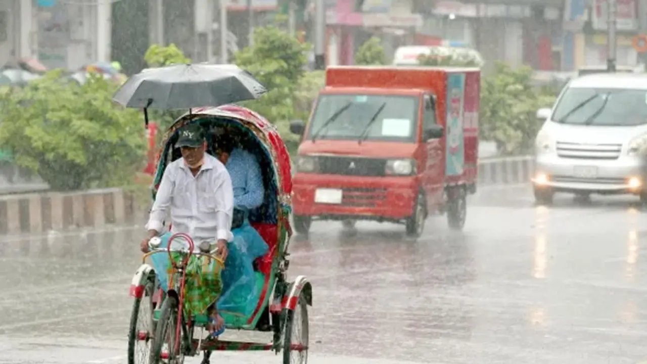 সারা দেশে বৃষ্টির আভাস