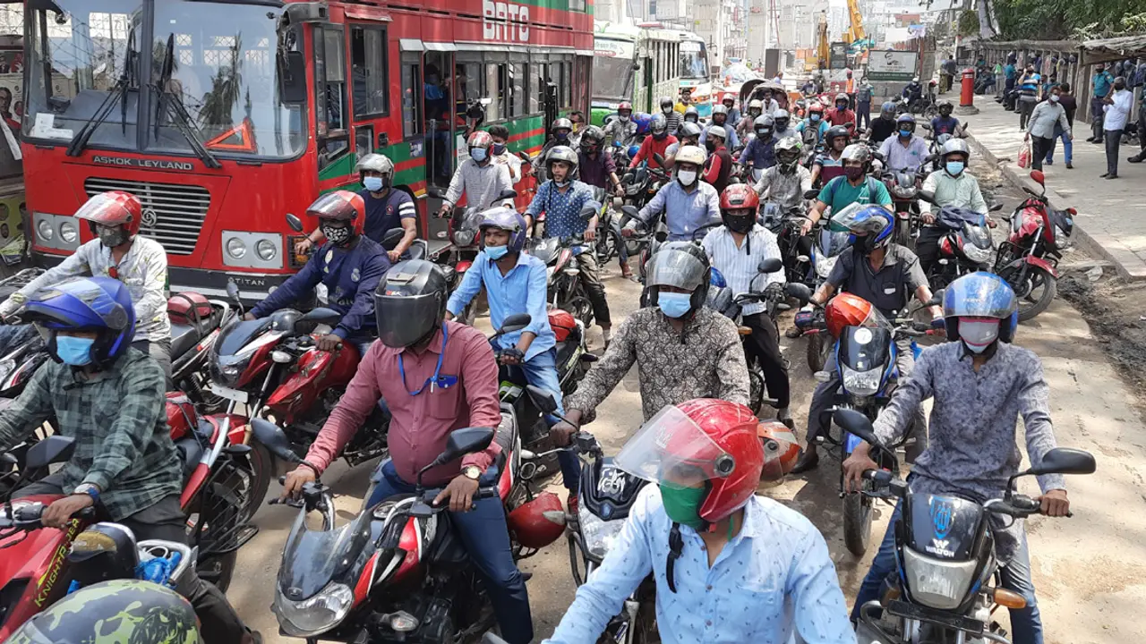 মোটরসাইকেলের মুভমেন্ট পাস পাওয়া যাবে কোথায়, কীভাবে নেবেন