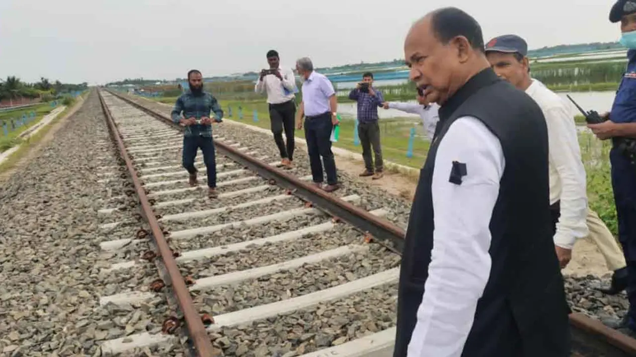 খুলনা থেকে মোংলা পোর্ট রেলপথ চালু হবে ডিসেম্বরে : রেলমন্ত্রী