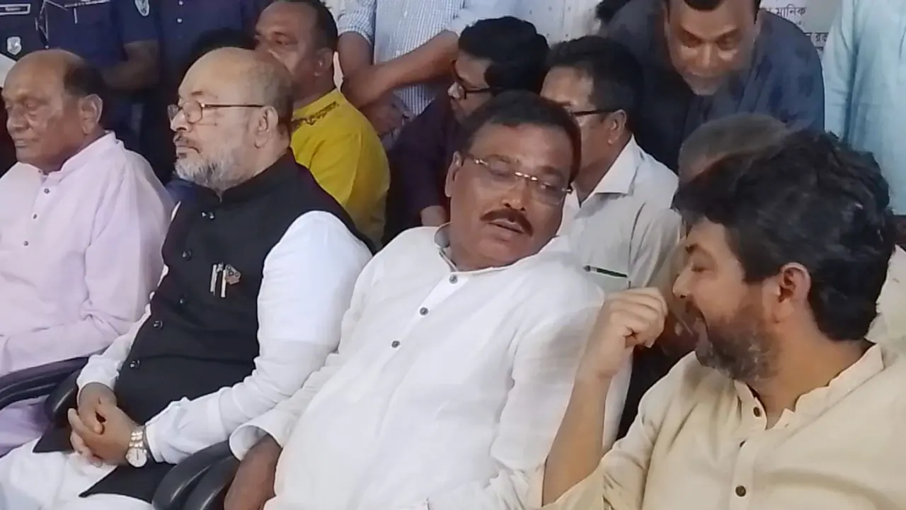 আগামী দুই সপ্তাহ বন্যাকবলিত এলাকায় ত্রাণ কার্যক্রম চলবে