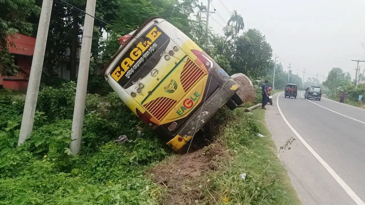টাঙ্গাইল মহাসড়কে বাস ডাকাতি : মূলহোতাসহ গ্রেপ্তার ১০