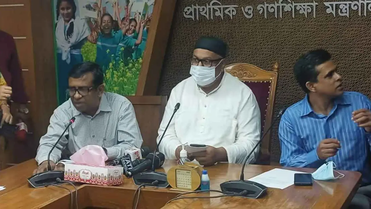 প্রাথমিকের সহকারী শিক্ষকদের অনলাইনে বদলির কার্যক্রম উদ্বোধন