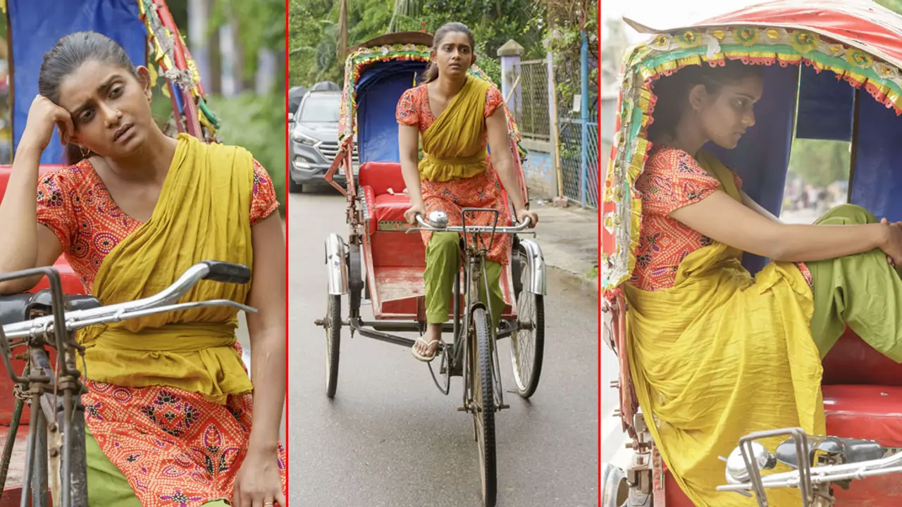 ‘রিকশা গার্ল’ হয়ে দর্শকদের কাঁদাচ্ছেন তানজিন তিশা