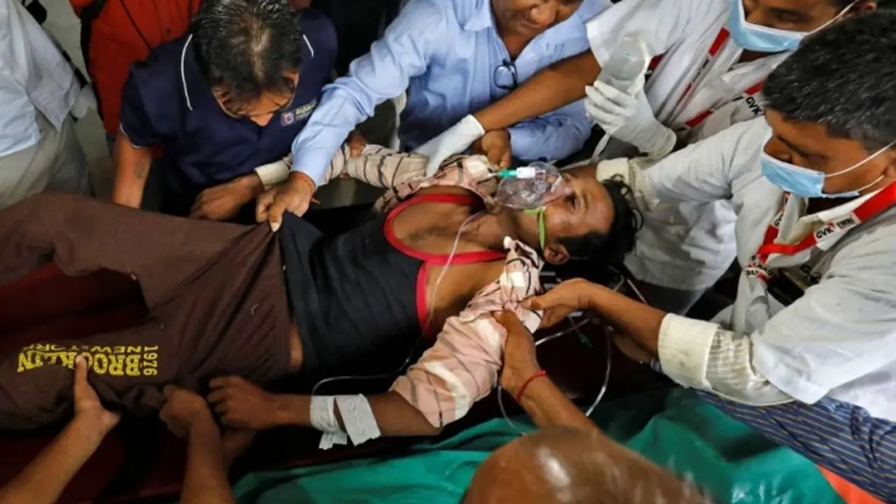 গুজরাটে ভেজাল মদপানে মৃত বেড়ে ৩৮