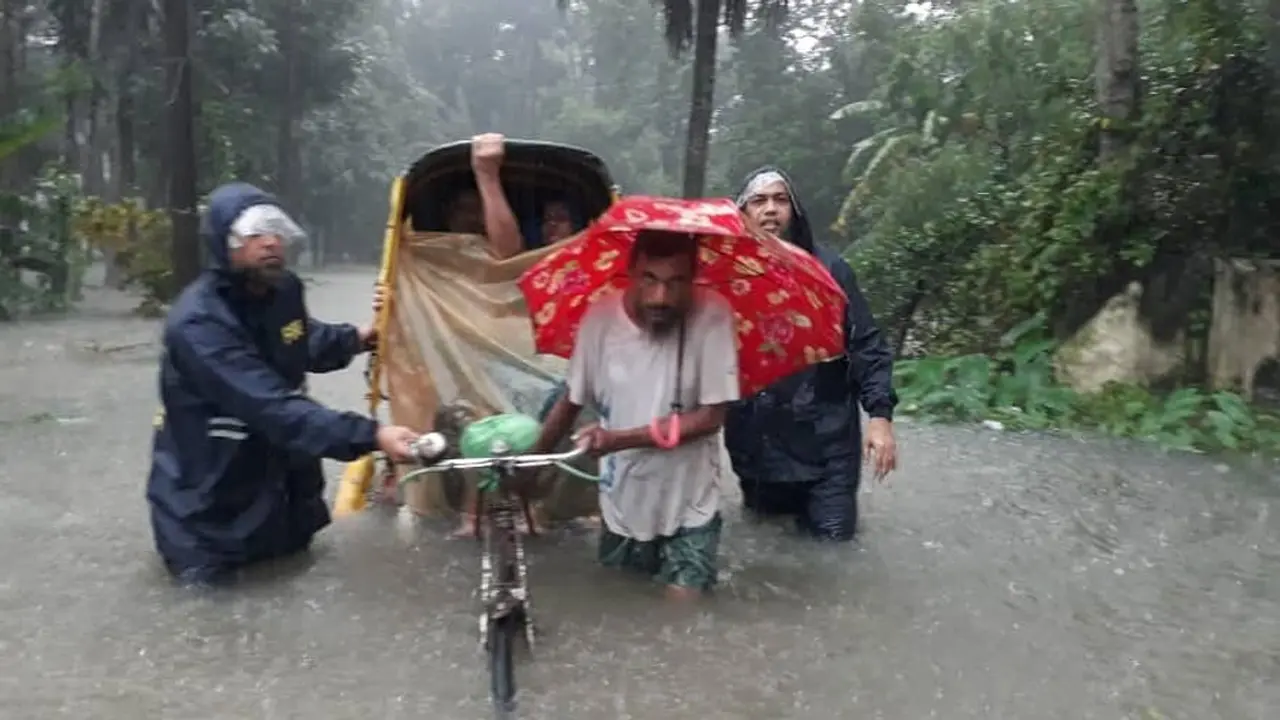 সিলেটে ফায়ার সার্ভিসের ছুটি বাতিল, ঢাকায় মনিটরিং সেল