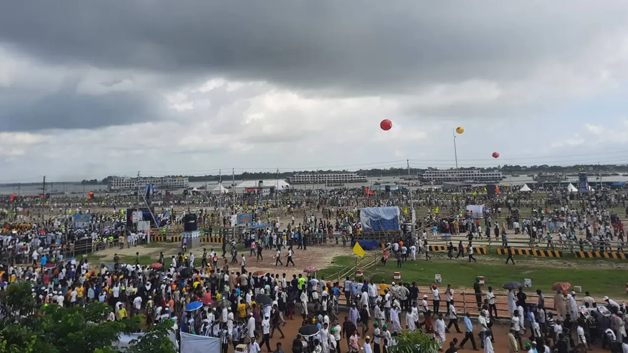 আকাশে মেঘ, গুঁড়িগুঁড়ি বৃষ্টি