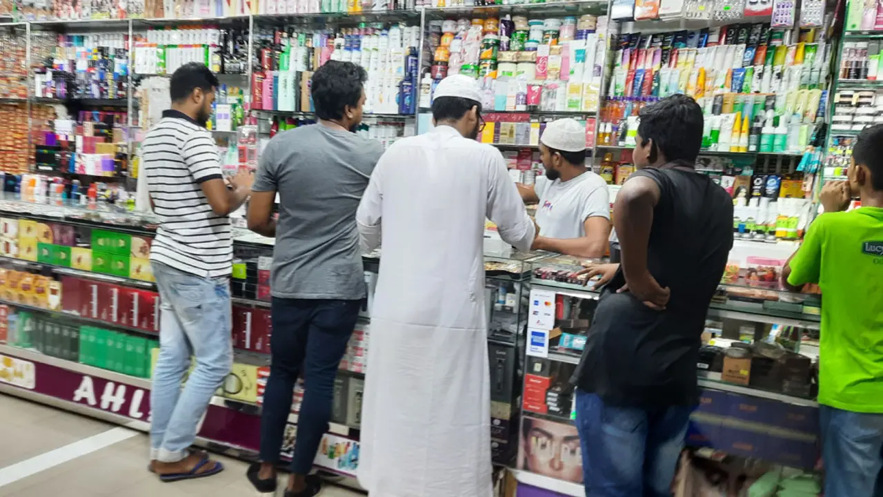 বেতন ছাড়া বেড়েছে সবকিছুই