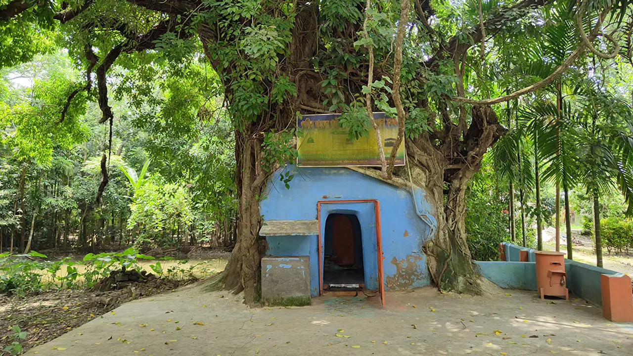 এবার সবচেয়ে ছোট মসজিদের সন্ধান মিলেছে বরিশালে