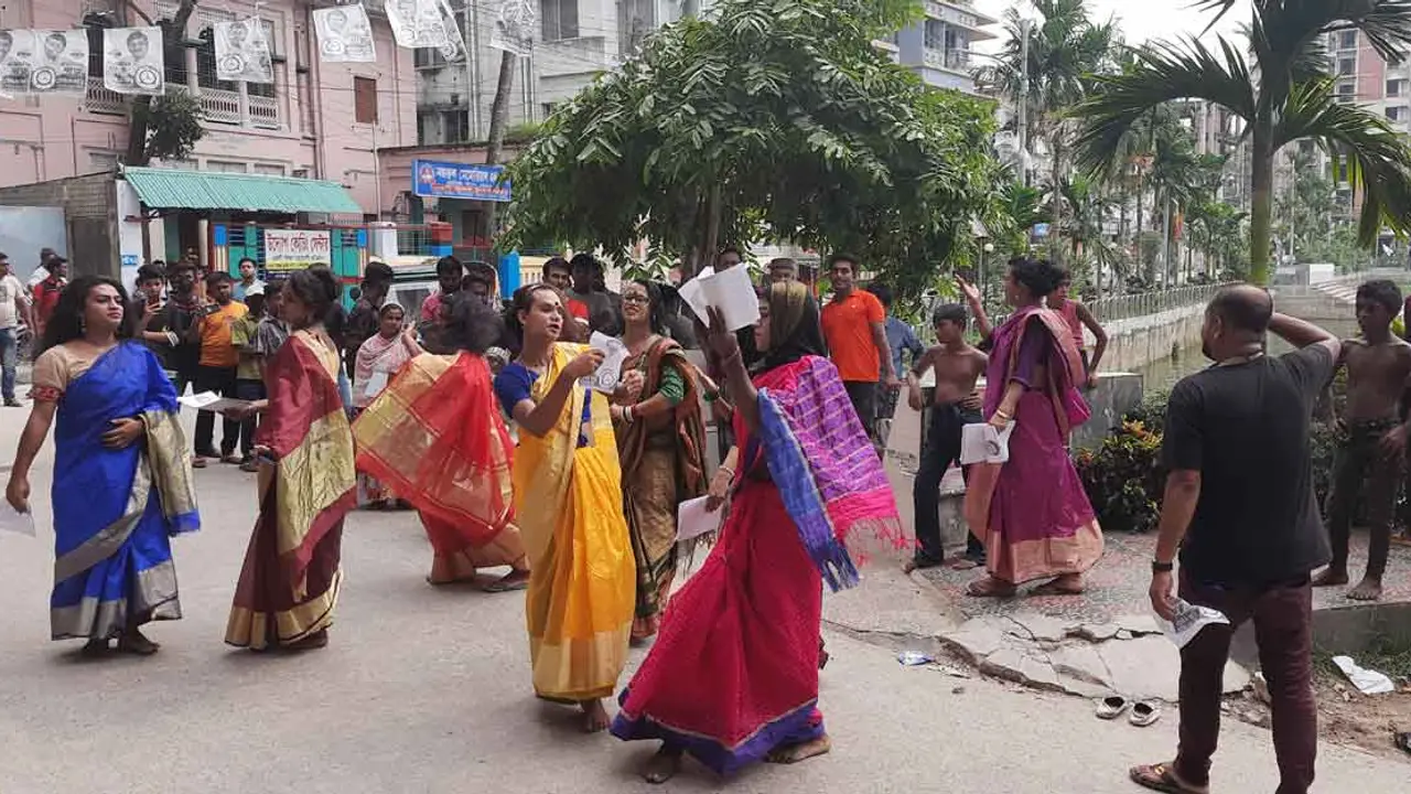 কুসিক নির্বাচন : গানে গানে চলছে শেষ মুহূর্তের প্রচারণা