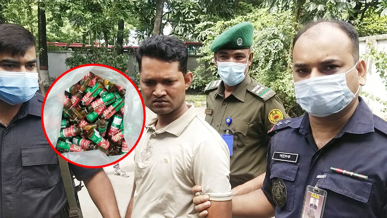 সরকারি ইনজেকশন বাইরে বিক্রির চেষ্টাকালে ঢামেকের ফার্মাসিস্ট আটক