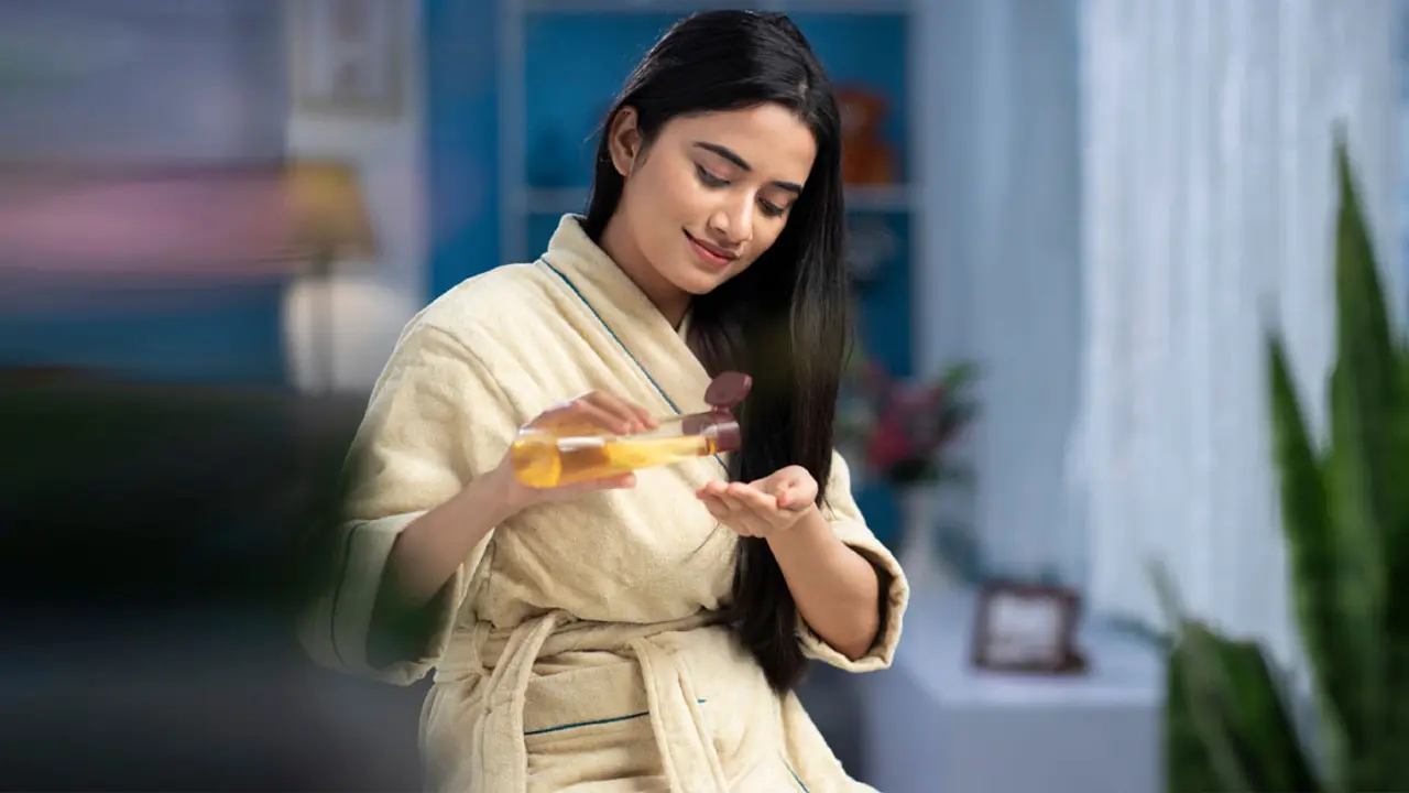 চুলের জন্য কোন তেল উপকারী?