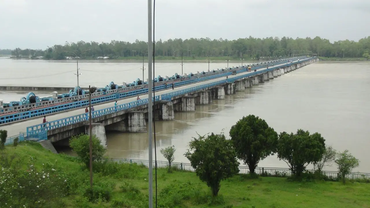 তিস্তার পানি বেড়েছে, খুলে দেওয়া হলো ৪৪ গেট