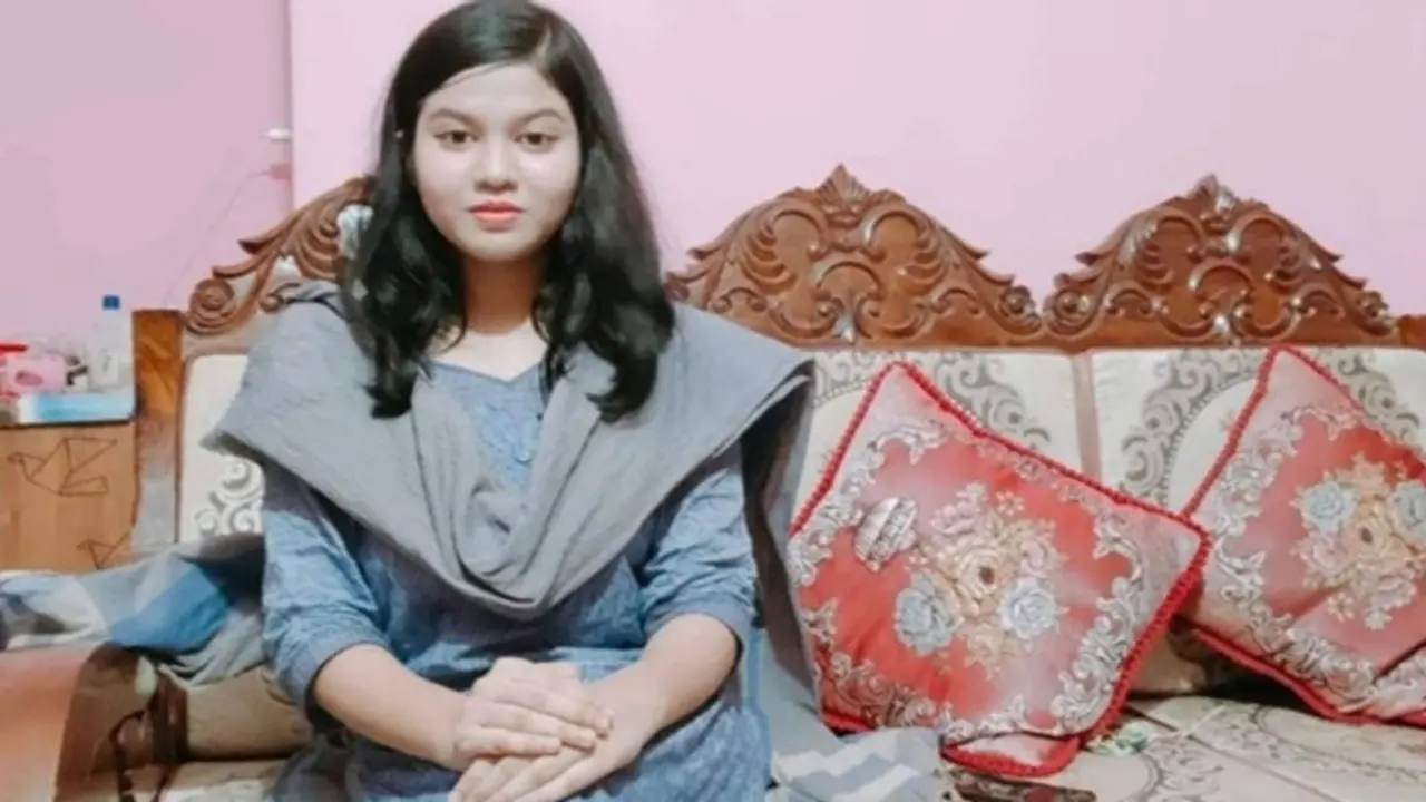 ঢাবিতে তৃতীয় হলেন মাদারীপুরের কেয়া