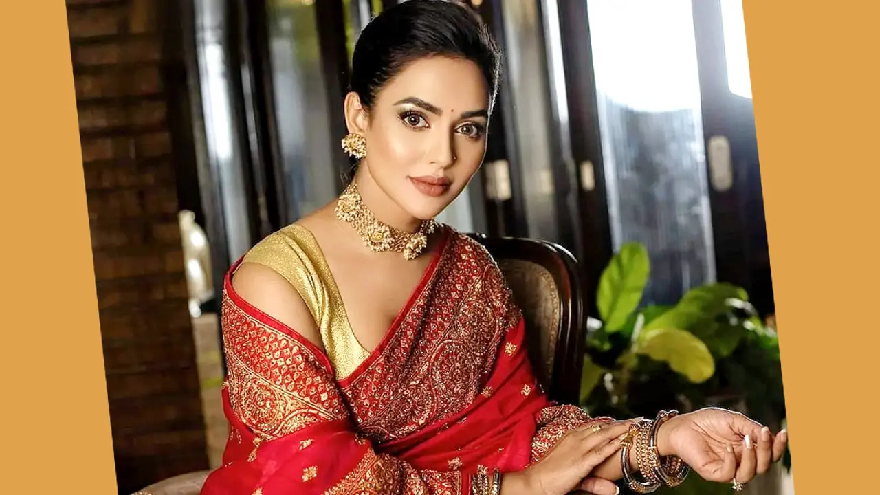নুসরাত ফারিয়ার ‘বিবাহ অভিযান’ আপাতত হচ্ছে না