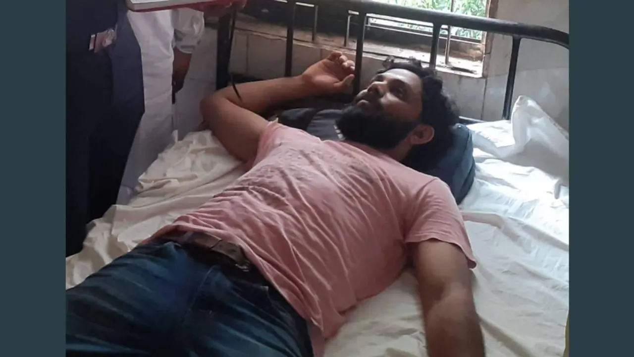 ছিনতাই নাটক করে তিন লাখ টাকা আত্মসাতের চেষ্টা, যুবক গ্রেপ্তার