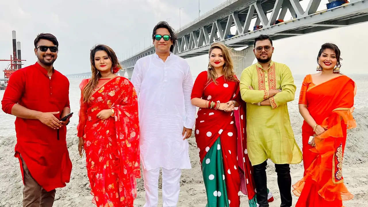 তাদের কণ্ঠে ‘পদ্মা সেতু’