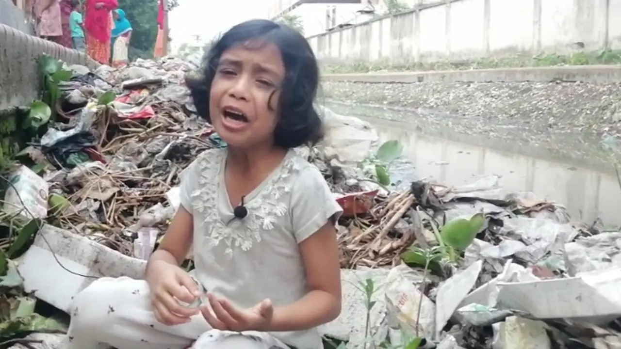তোমরা আমাকে বাঁচাও, আমি তোমাদের শ্যামা