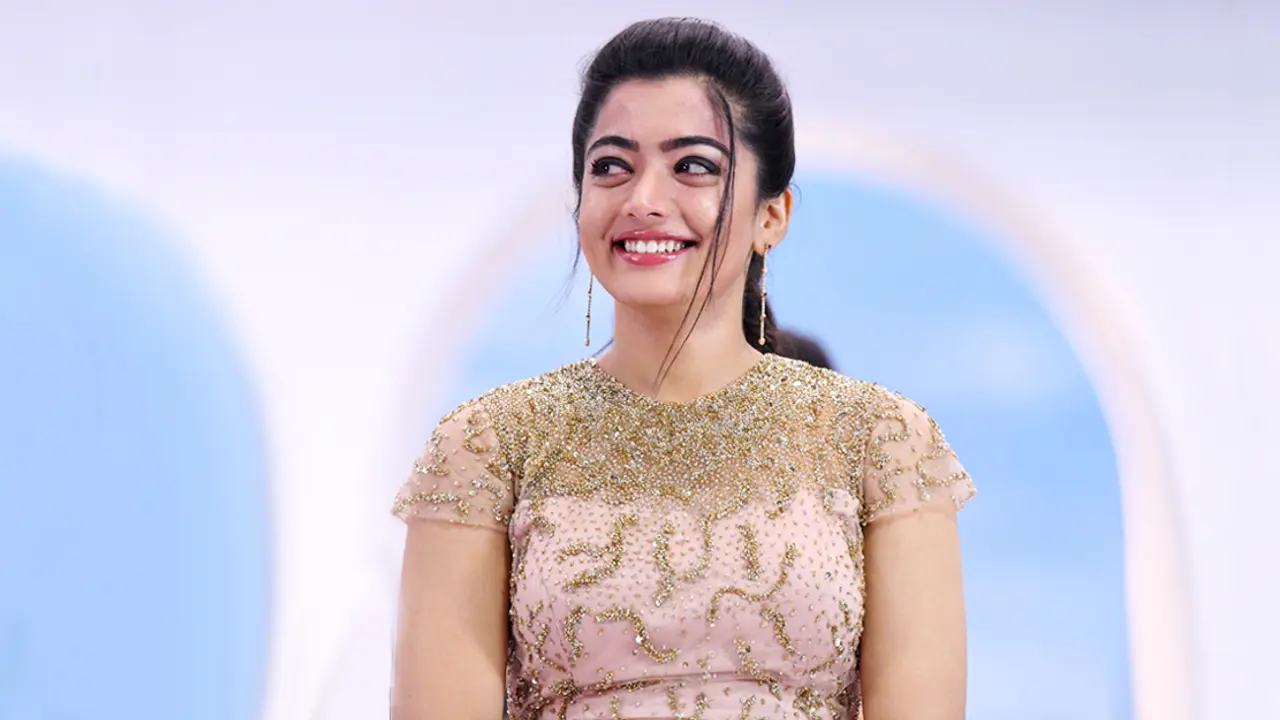 ৬ বছর কাজ করেই অঢেল সম্পত্তির মালিক রাশমিকা