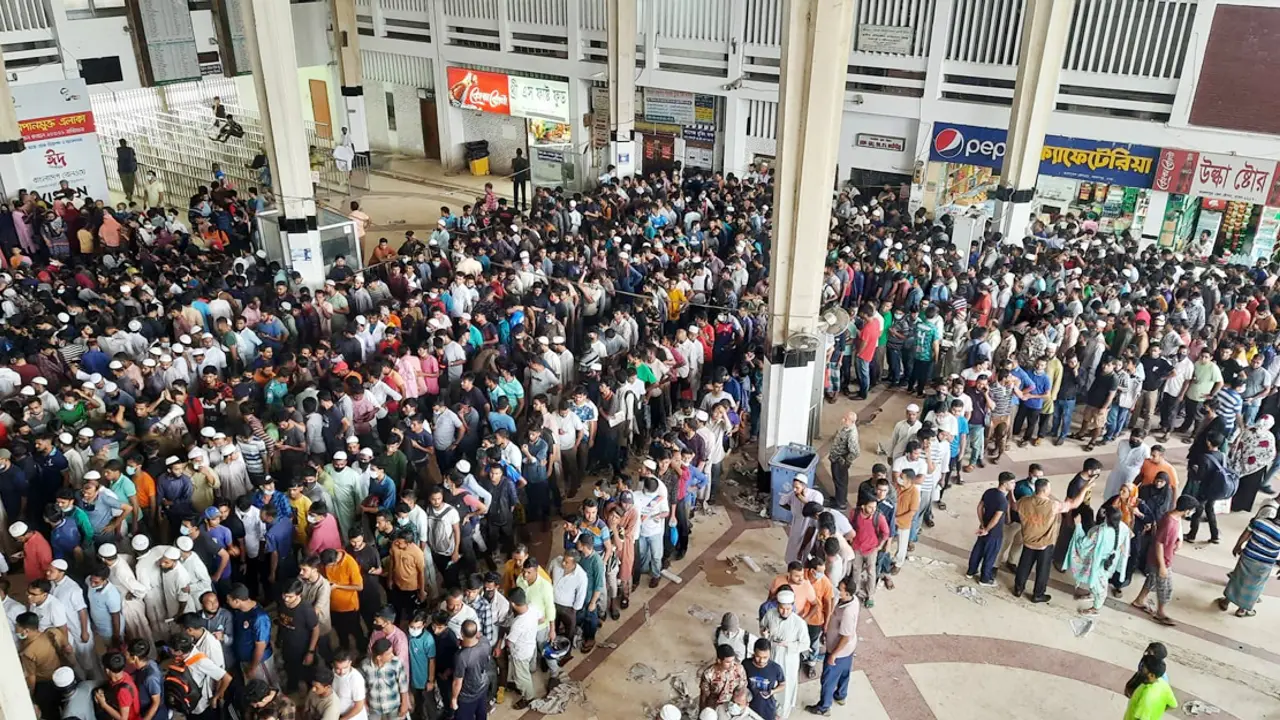 বিক্রি শুরুর আড়াই ঘণ্টায় শেষ টিকিট