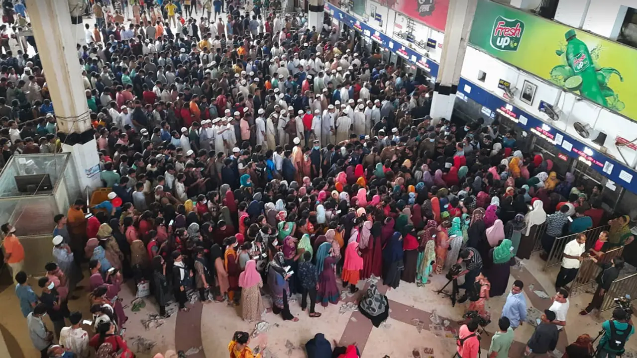 ট্রেনের অগ্রিম টিকিট বিক্রি শুরু