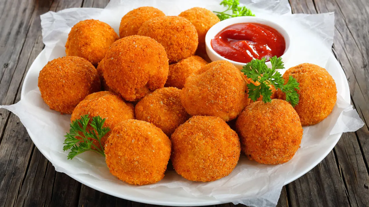 ইফতারের জন্য শাহী আলুর চপ তৈরির রেসিপি